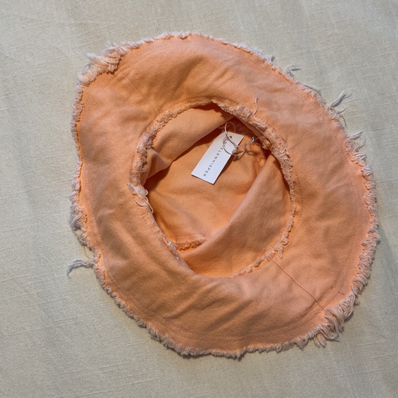 Mura boutique hat - Picture 2 of 4